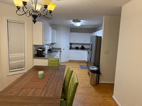 411 Fletcher Ln — Photo 12