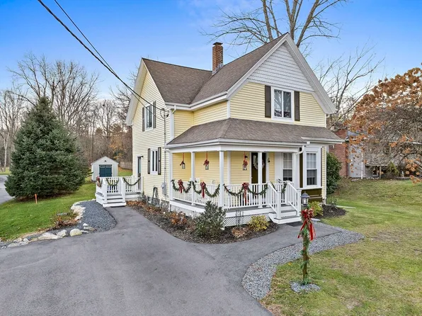 324 W Union St, East Bridgewater, MA 02333