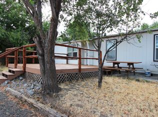2529 W 10th St, The Dalles, OR