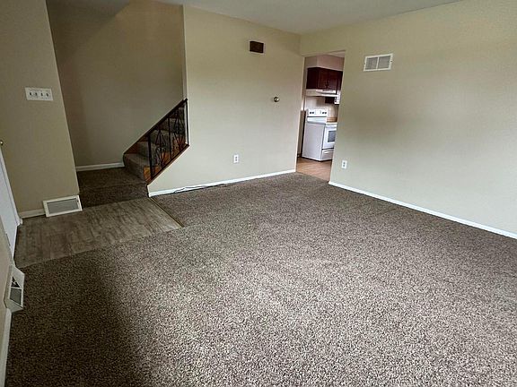 2nd image of 108 Cunningham Ln APT 2