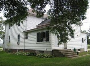 22001 State Line Rd, Harvard, IL 60033