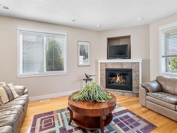 3rd image of 3085 Sherman Rd #15