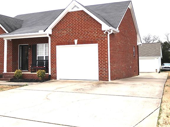 2nd image of 1322 Stroud Dr