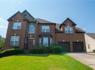 2636 Silver Dust Dr, Buford, GA 30519