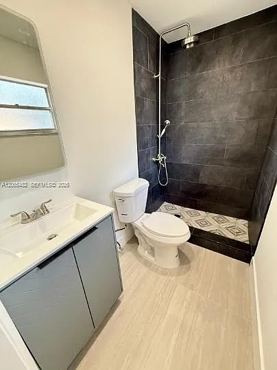 3931 SW 51st St #1-2 — Photo 6