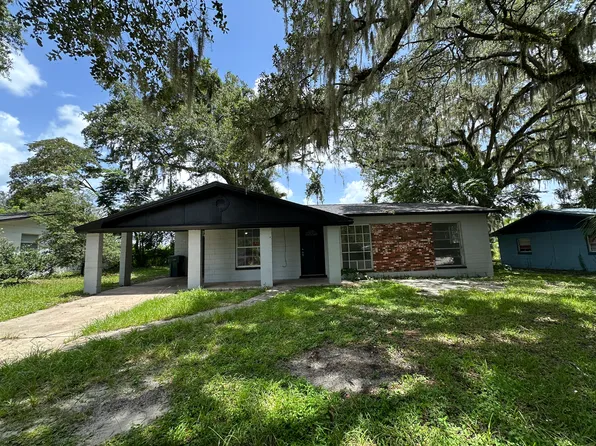 2209 NW 24th Rd, Ocala, FL 34475