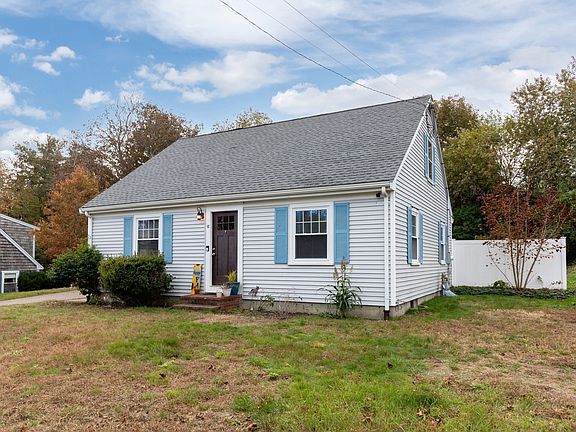 3rd image of 18 Gould Rd