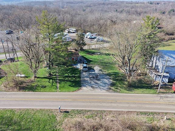 3rd image of 9017 West Rd