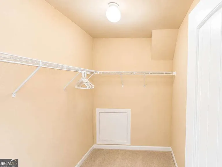 1186 Diamond Xing — Photo 36