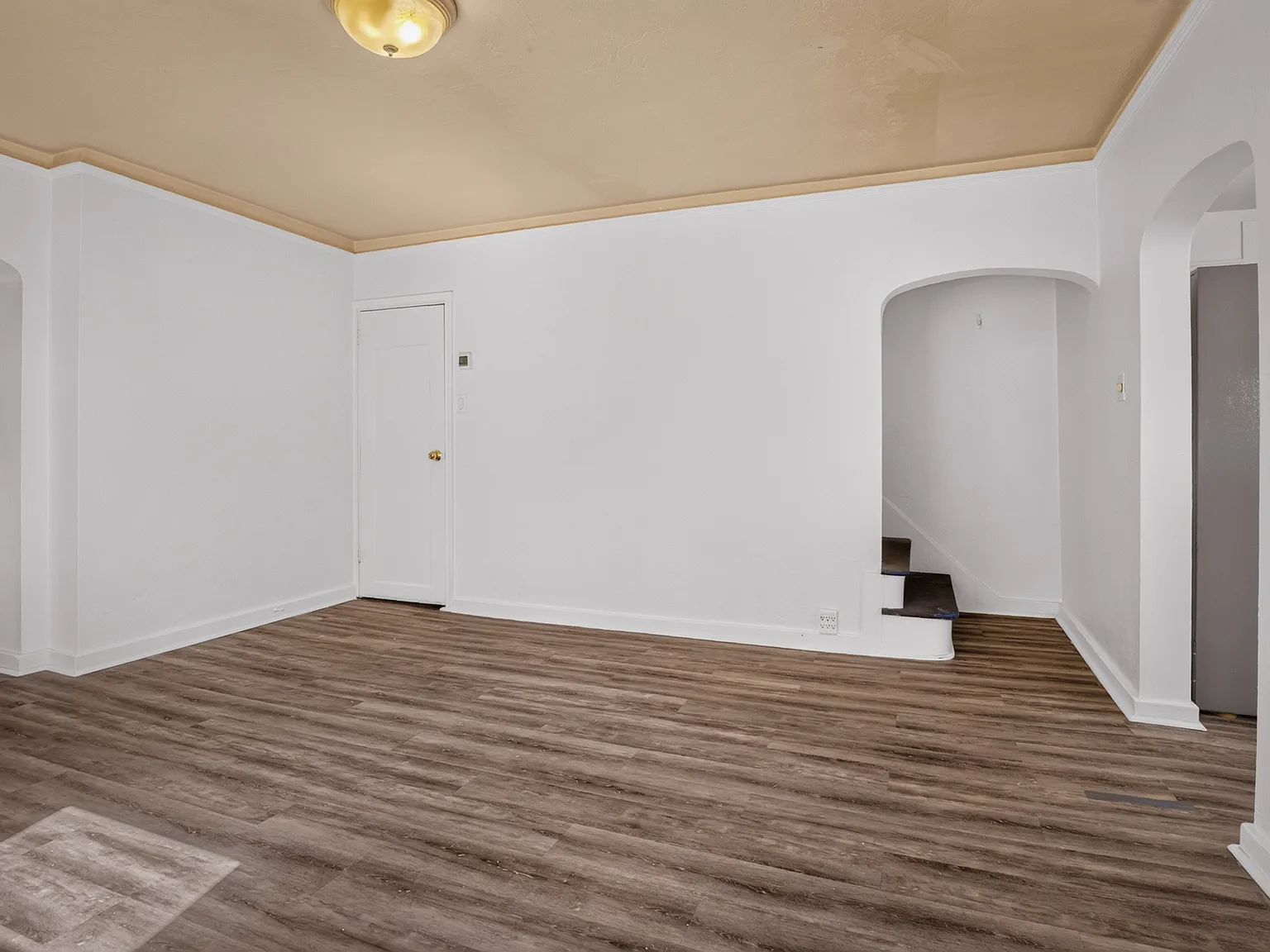 2 bed, 1.5 bath, 1080 sqft, $1,450 — Photo 3
