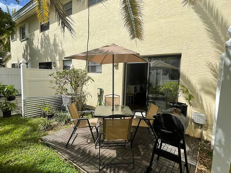 1455 Holly Heights Dr #24 — Photo 18