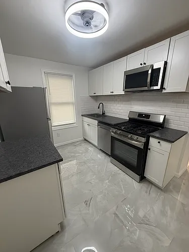 34 Fenner Ave #2 Photo 1