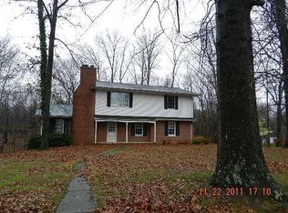 2626 N Woodvale St, Terre Haute, IN 47803