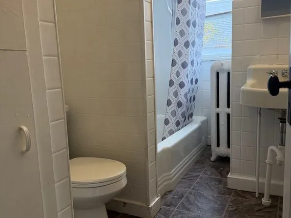 13 1st St SW #3, Chisholm, MN 55719