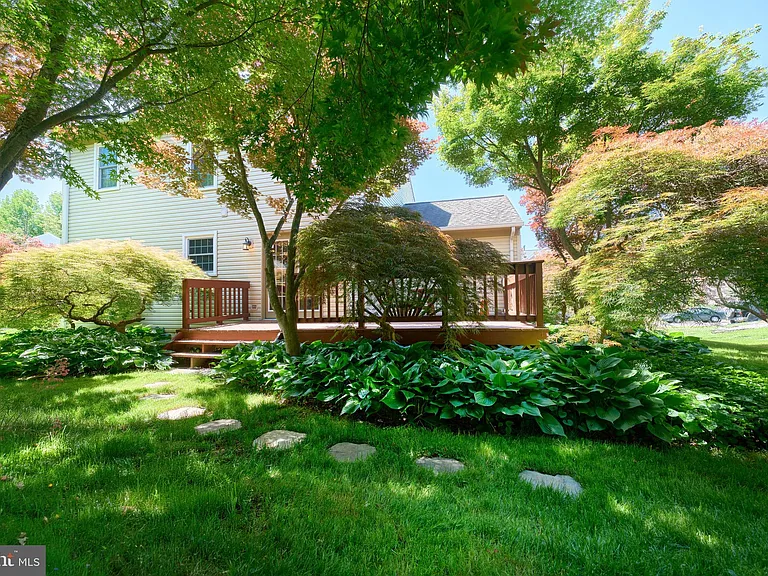 8508 Silverdale Rd — Photo 53