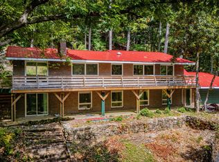 2 Rovan Cir, Johnson City, TN 37601