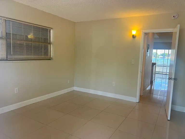 300 NE 191st St #206 — Photo 6