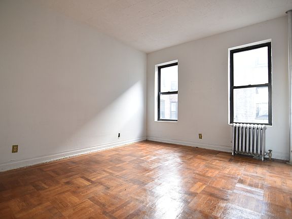 4th image of 56 Rockaway Pkwy #12A