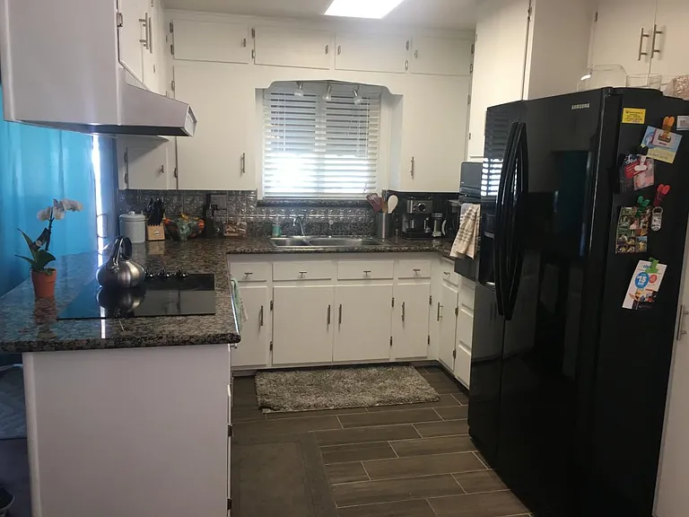 2729 Cagua Dr NE — Photo 2