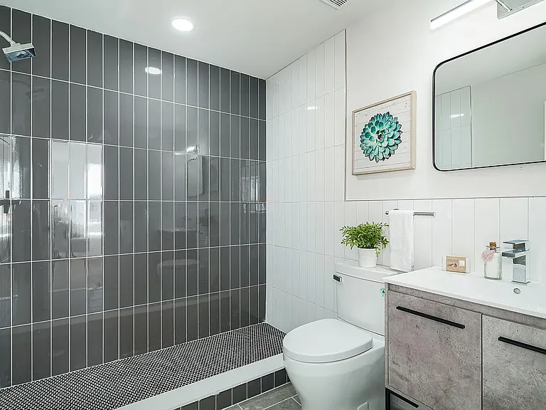 2511 E Tioga St #F8 — Photo 14