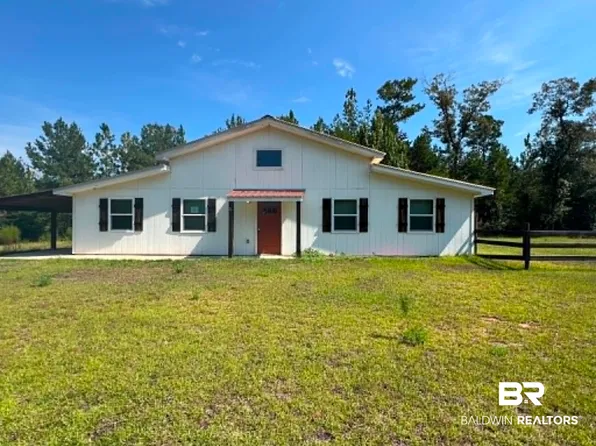 2588 Wolf Log Rd, Flomaton, AL 36441