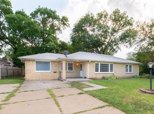730 Morningside Dr, Salina, KS 67401