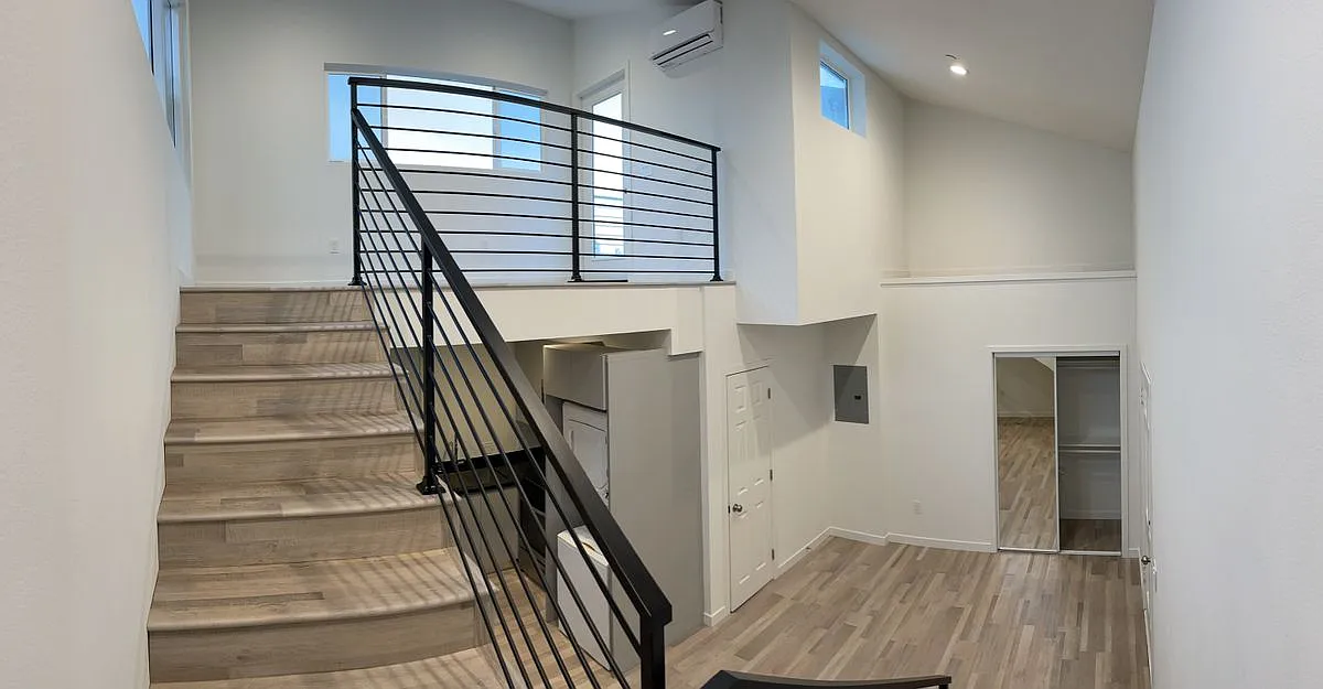 1 bed, 1.0 bath, 650 sqft, $2,795 — Photo 3