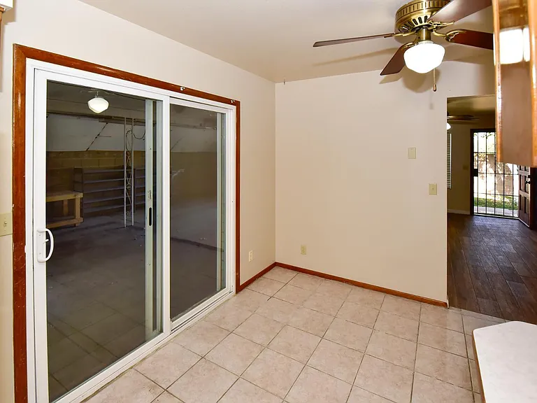 439 E Brown Rd — Photo 13