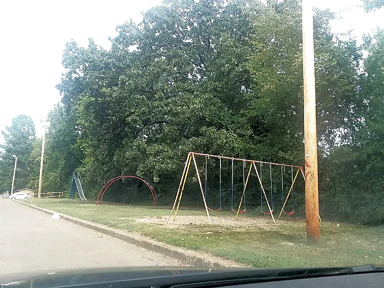100 Abby Ln — Photo 7