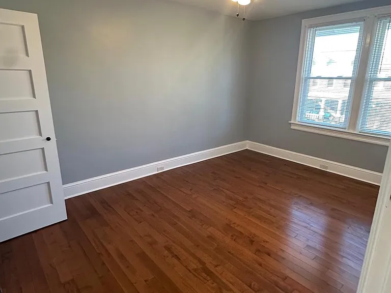 712 Otis Pl NW — Photo 4