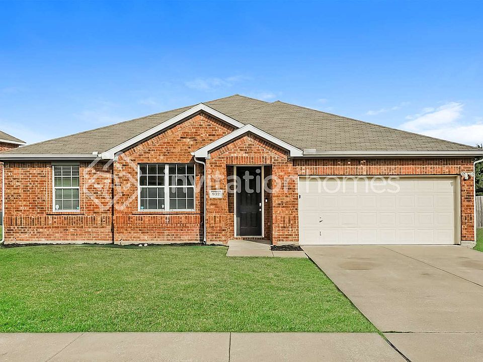 1st image of 932 Matagorda Ln
