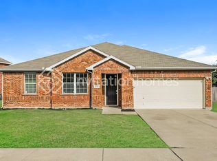 932 Matagorda Ln, Desoto, TX 75115
