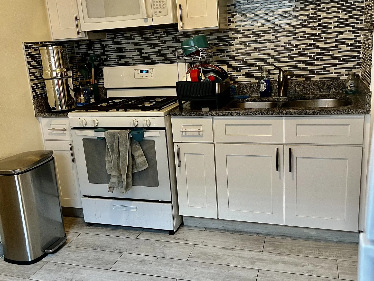 2 bed, 900 sqft, $1,750 — Photo 4
