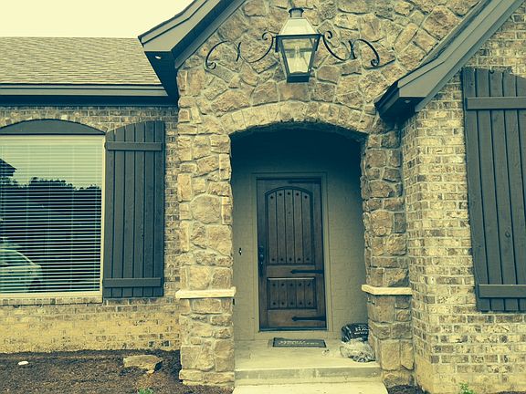 2nd image of 603 Wycliffe Dr