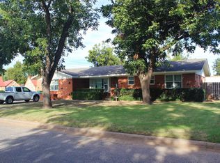 1801 Yucca Ln, Vernon, TX 76384