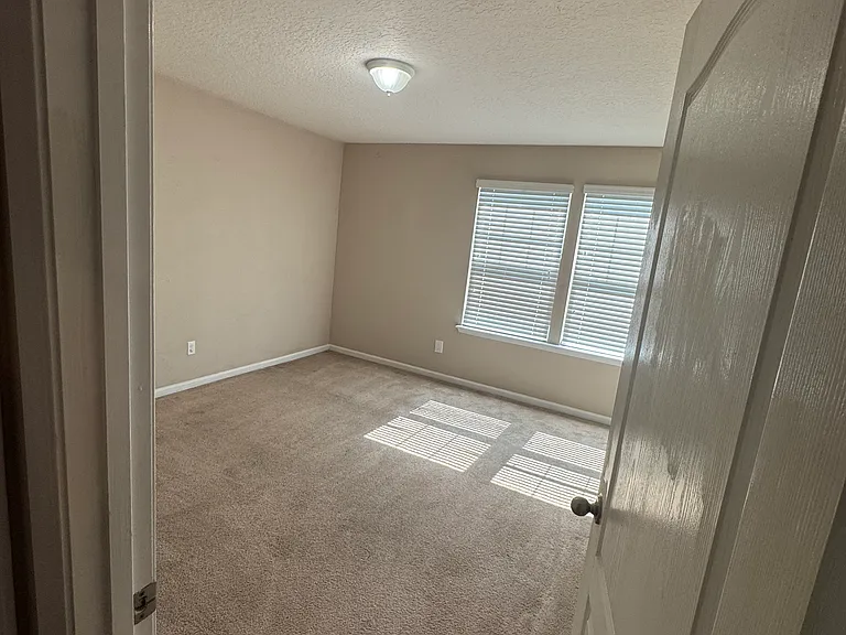 4136 Grayfield Ln — Photo 11
