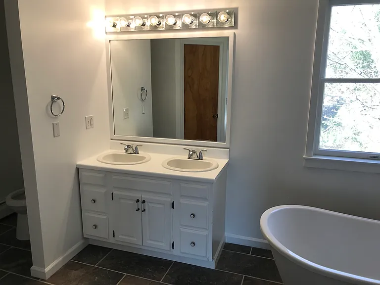 1452 Hanshaw Rd #A — Photo 5