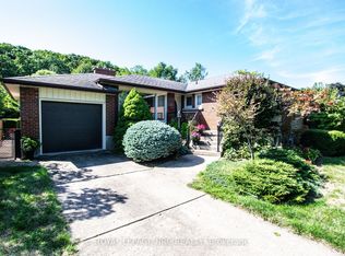 4 Glenbarr Rd, Saint Catharines, ON L2T1Y1