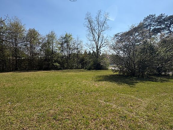 4th image of 2585 New Clinton Rd