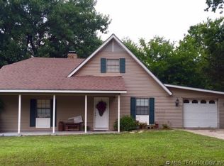 1731 Bois D Arc Ln, Ada, OK 74820