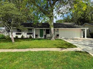 2908 N Richmond Dr, Muncie, IN 47304