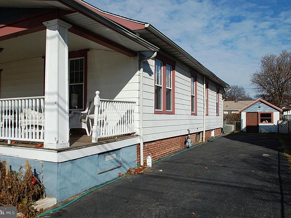 2nd image of 142 Princeton Ave