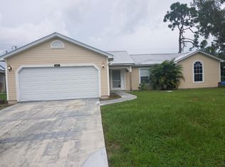 17207 Malaga Rd, Fort Myers, FL 33967