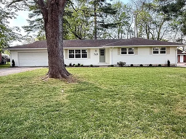 749 Sherwood Dr, Bowling Green, KY 42103