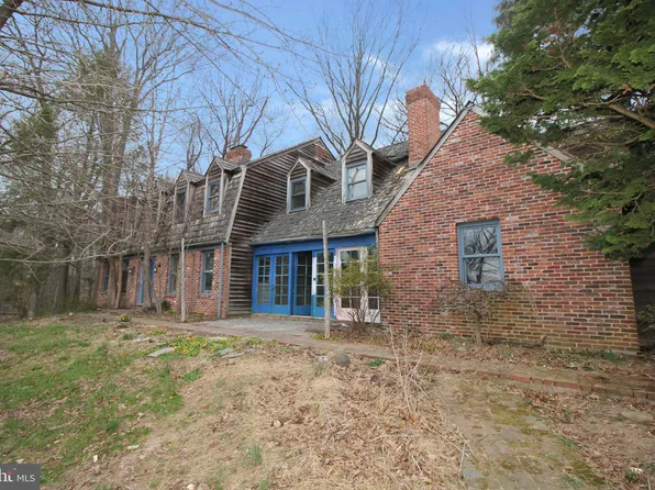 1249 Pineville Rd, New Hope, PA 18938