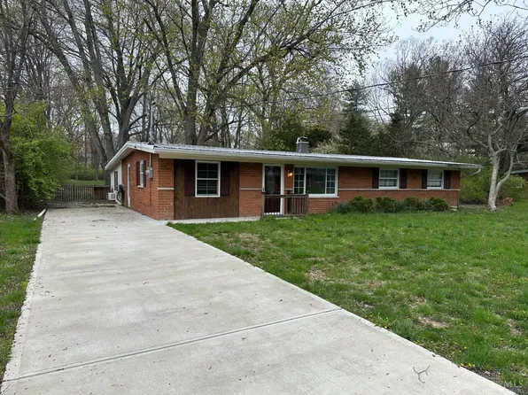 41 Wolfer Dr, Amelia, OH 45102