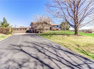 210 Wayne Ave NW, Carrollton, OH 44615