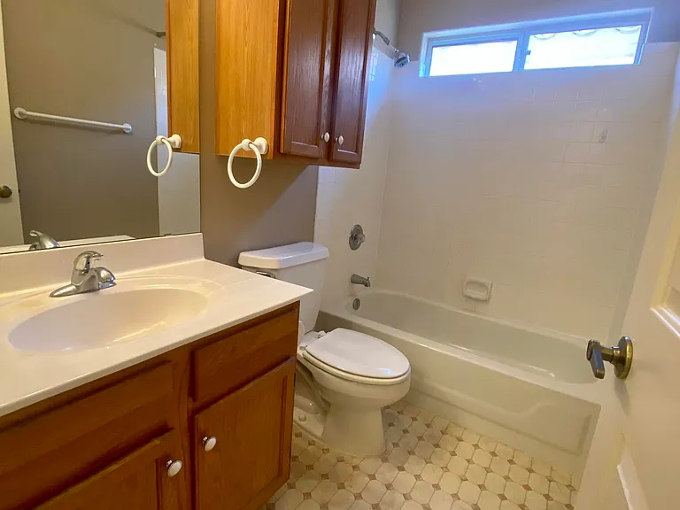 14562 W Moccasin Trl — Photo 4