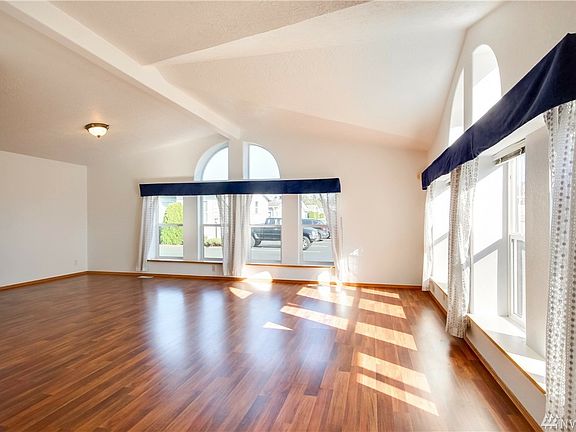 5th image of 2611 S 288th St Unit 17