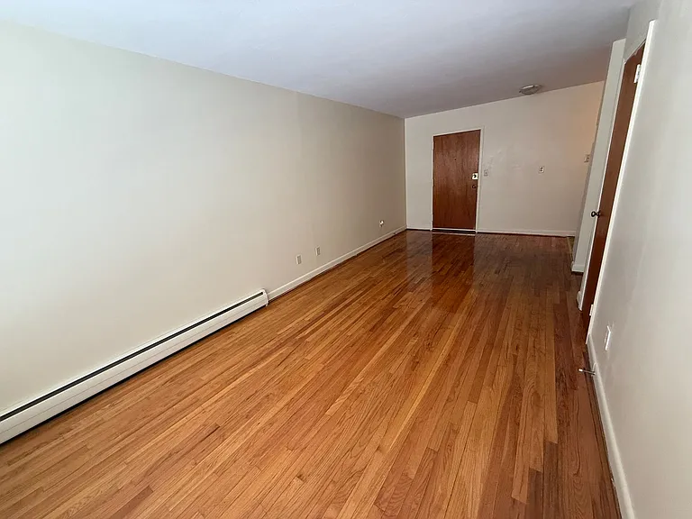 410 Prospect Ave — Photo 18